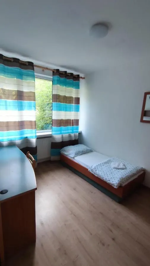 Nocleg ze śniadaniem Bed and Breakfast Pokoje 24H Ul. Bagrowa Kraków