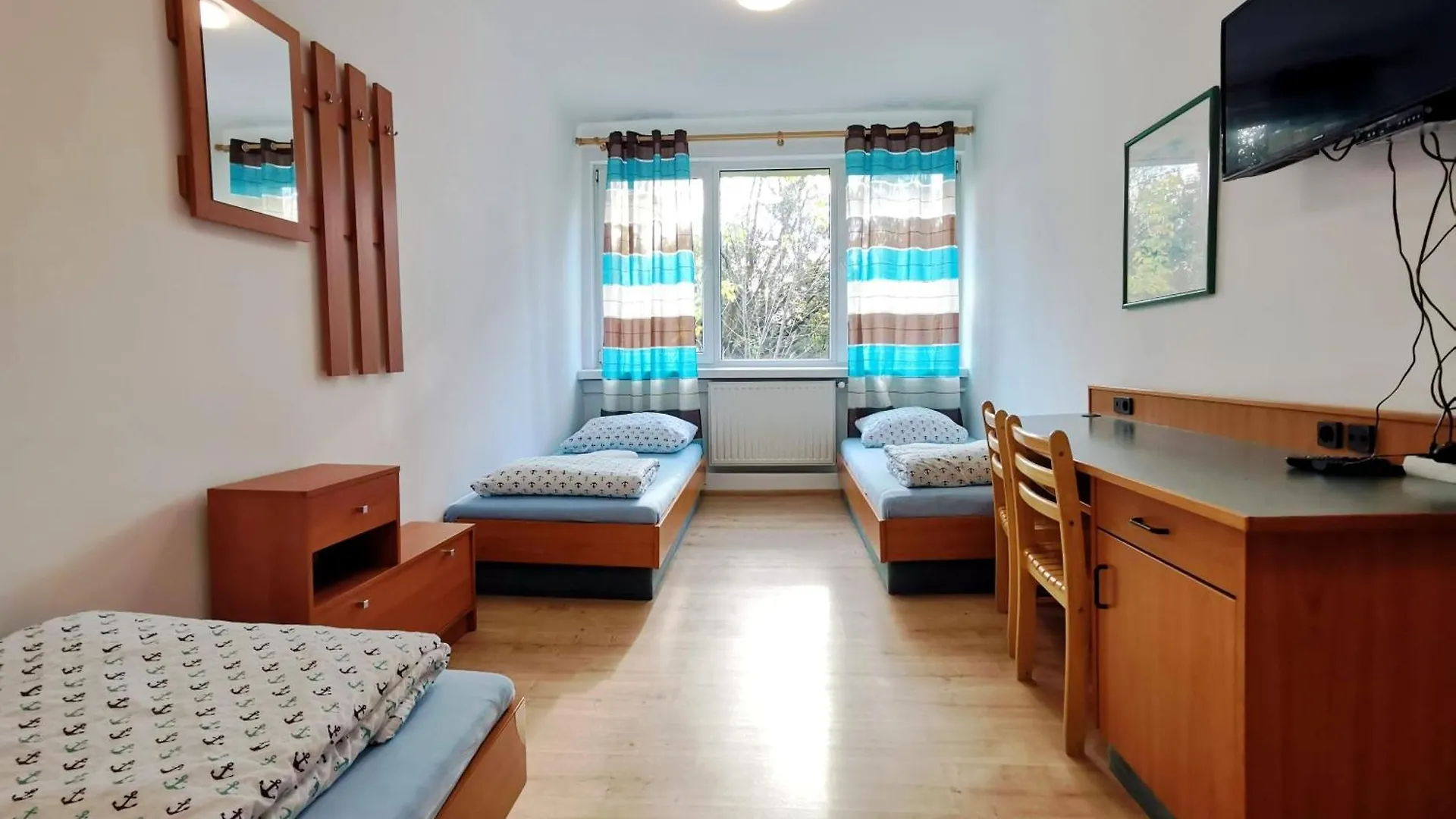 Bed and Breakfast Pokoje 24H Ul. Bagrowa Kraków Nocleg ze śniadaniem
